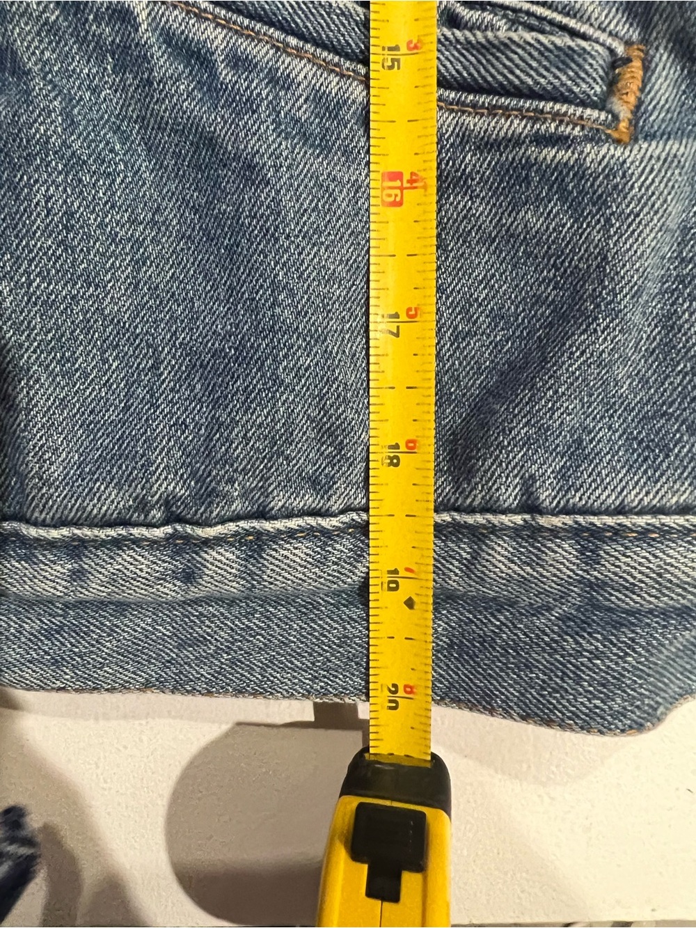 Vintage Levi s Woman-small Sherpa Lined Blue Jean Jacket - Picture 6 of 8